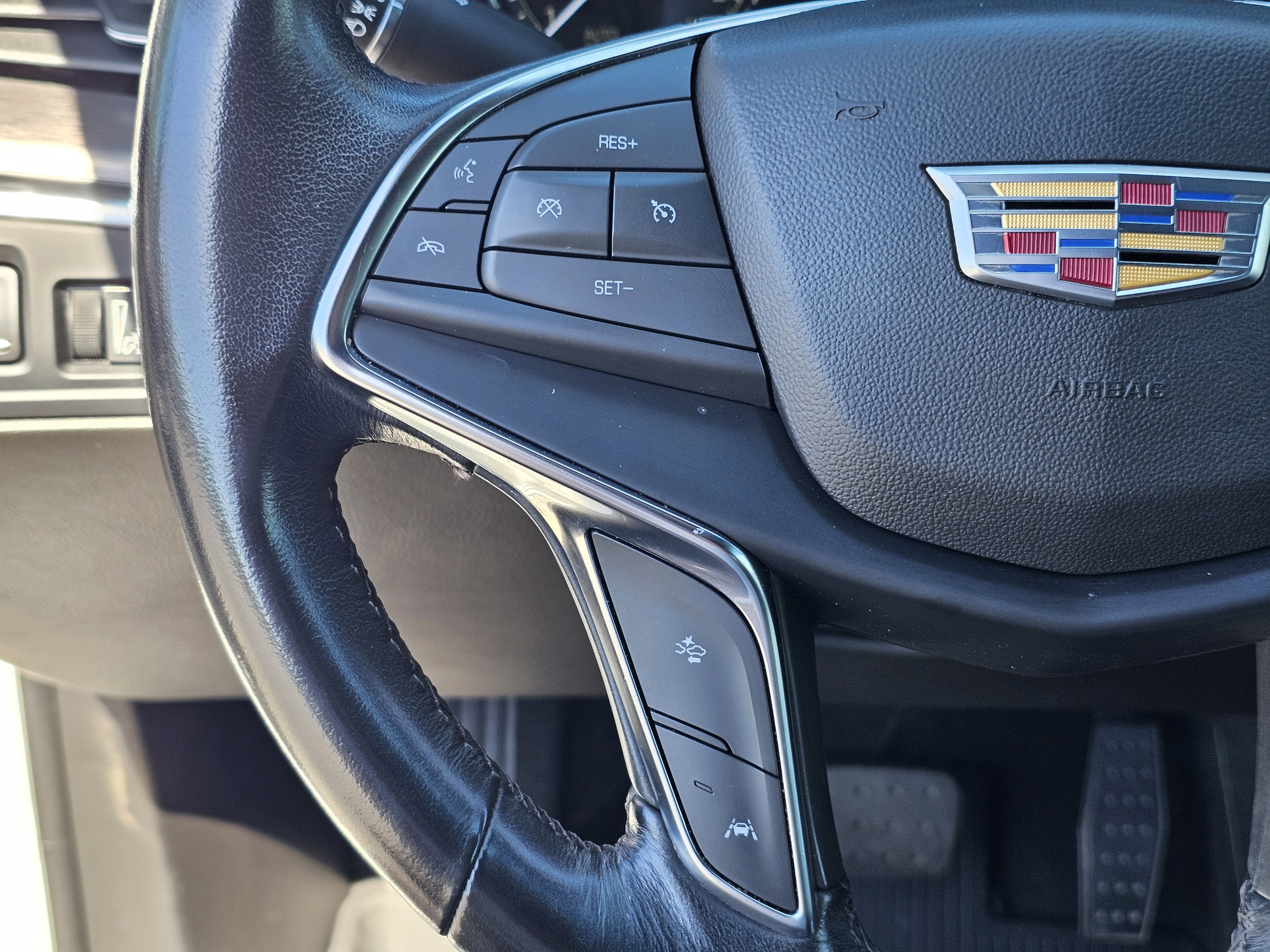 Used 2023 Cadillac XT5 Luxury FWD image 19