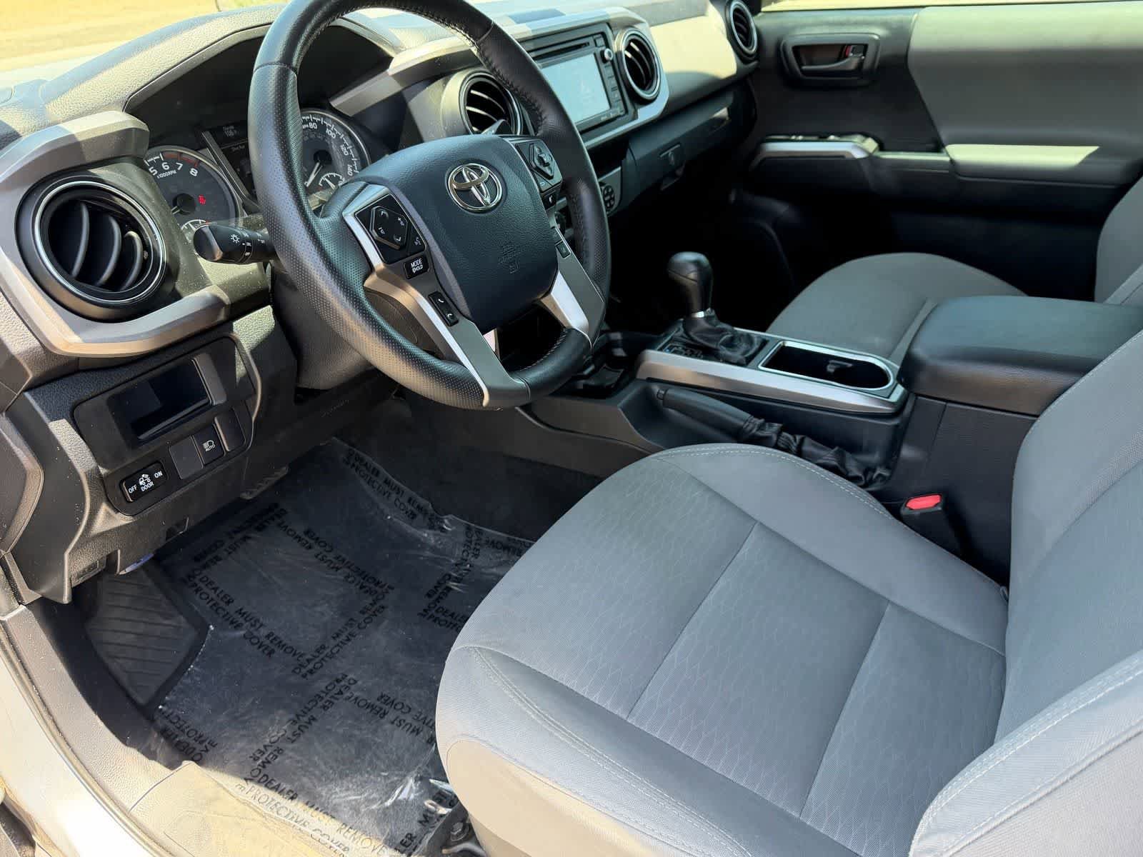 Used 2019 Toyota Tacoma SR5 AWD/4WD image 19