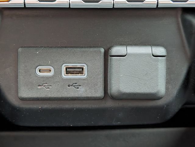 Used 2020 Chevrolet Silverado 1500 RST image 19