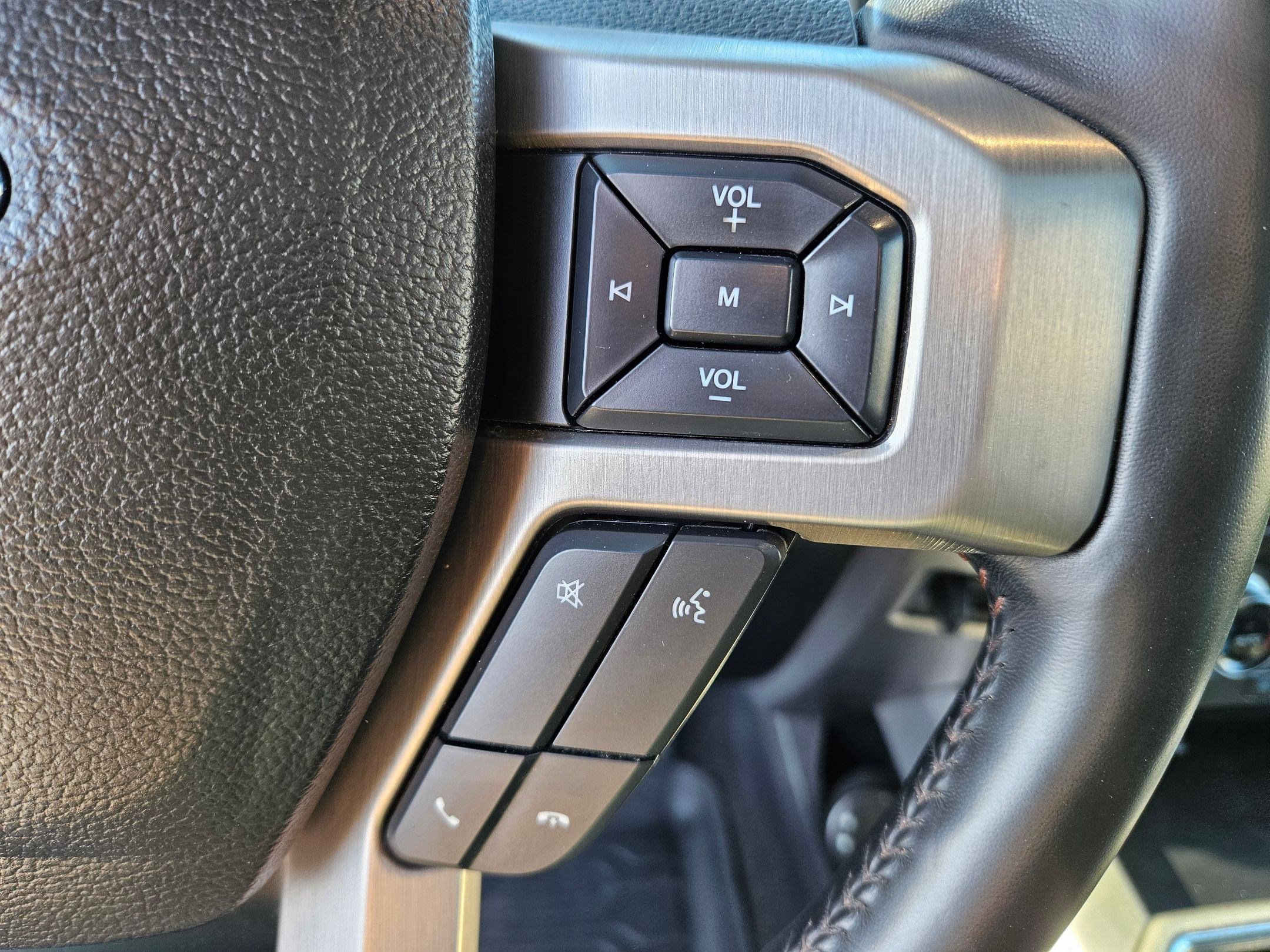 Used 2018 Ford F350 Platinum w/ Platinum Ultimate Package image 21