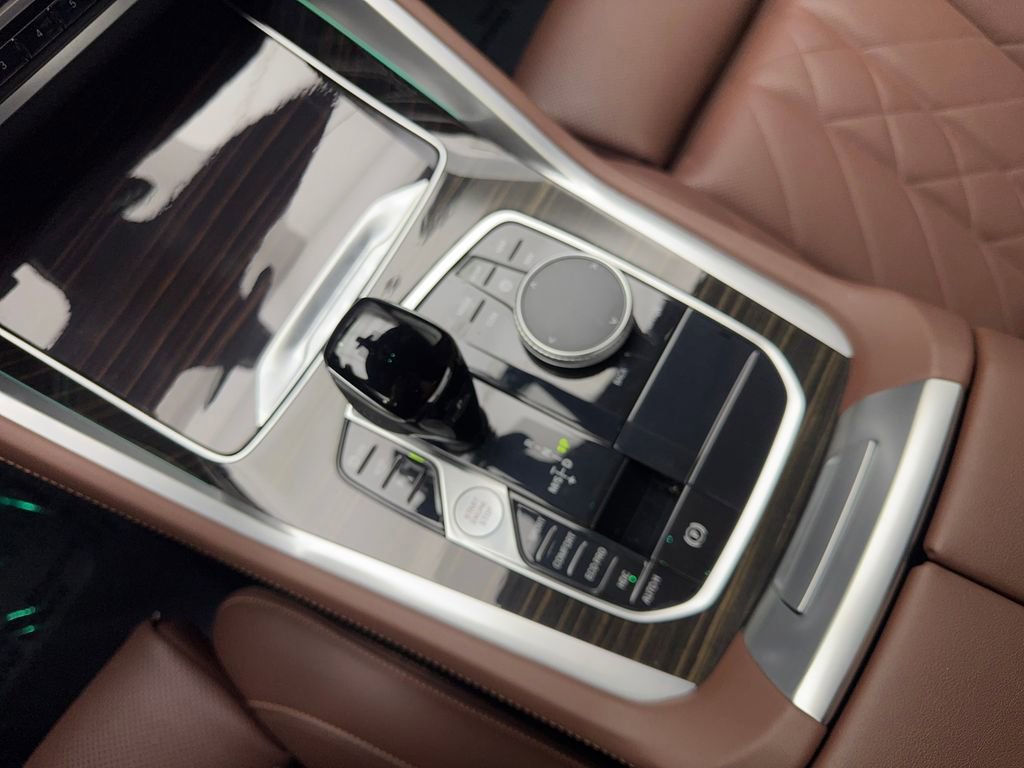 Used 2023 BMW X6 xDrive40i w/ M Sport Package image 70