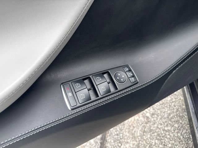 Used 2015 Tesla Model S 85D AWD/4WD image 22