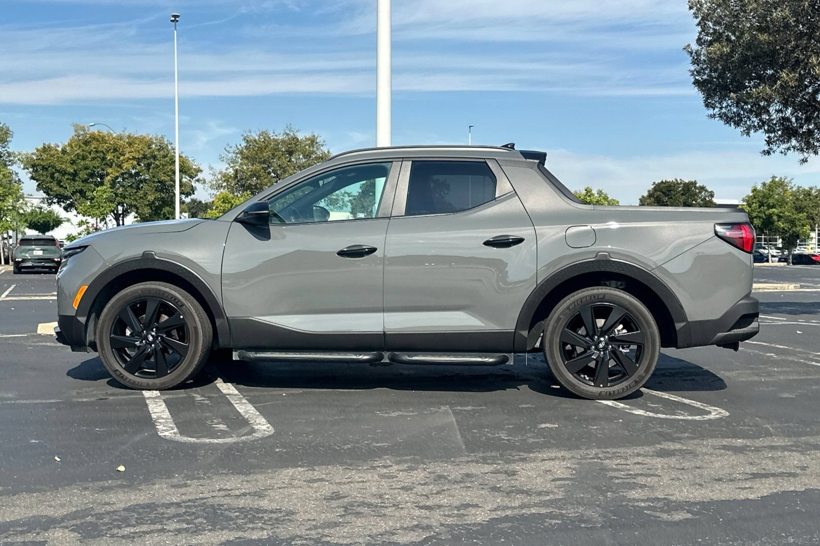 Used 2023 Hyundai Santa Cruz Night AWD/4WD image 7