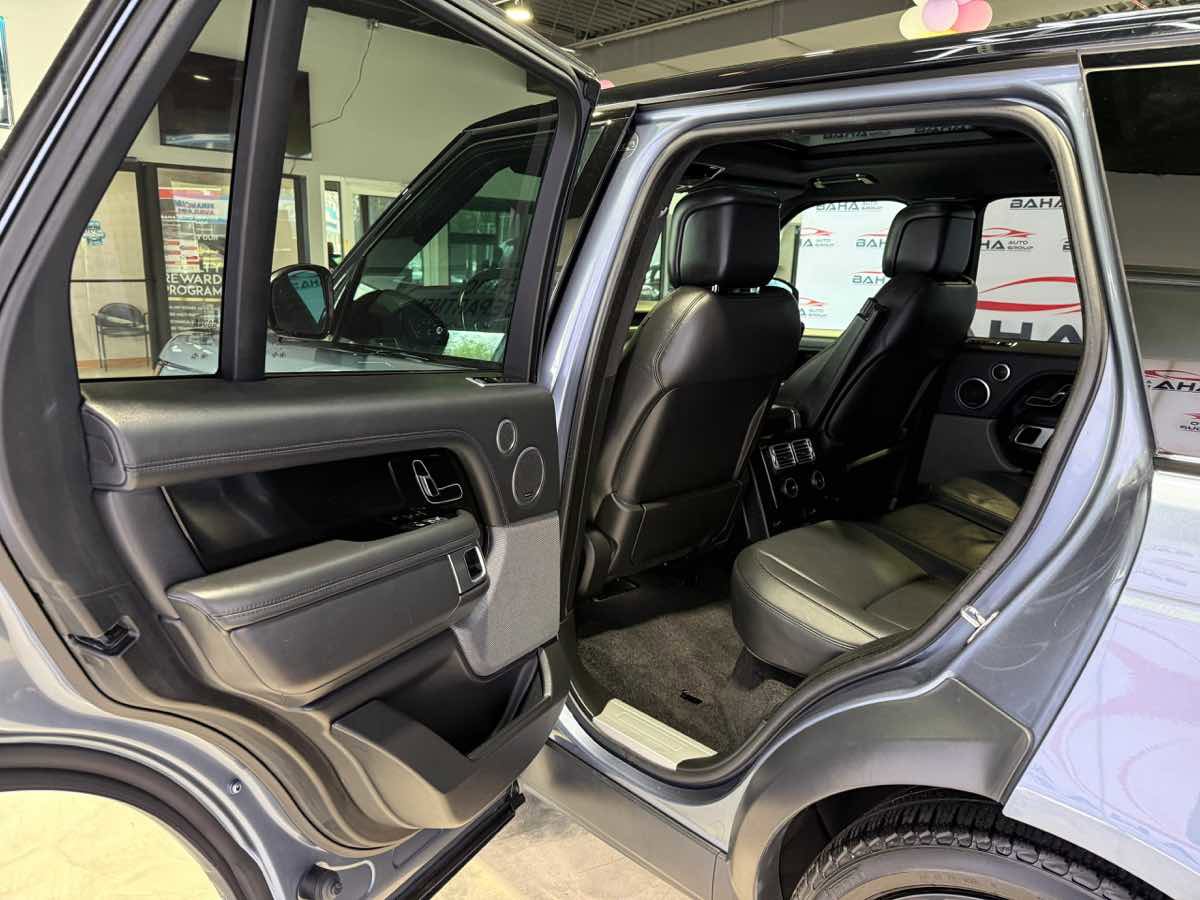 Used 2019 Land Rover Range Rover HSE AWD/4WD image 38