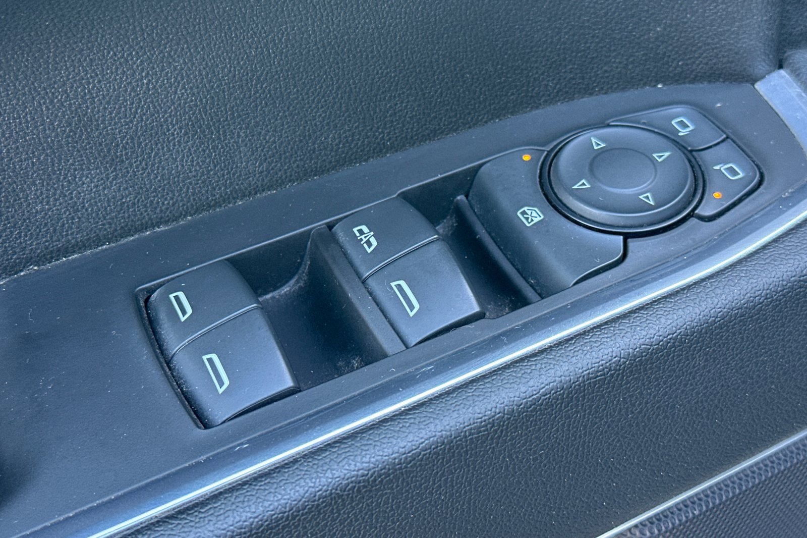 Used 2023 Chevrolet Silverado 1500 LT Trail Boss w/ Protection Package image 13