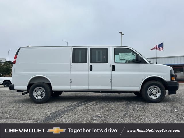 New 2026 Chevrolet Express 3500 w/ Driver Convenience Package RWD image 3