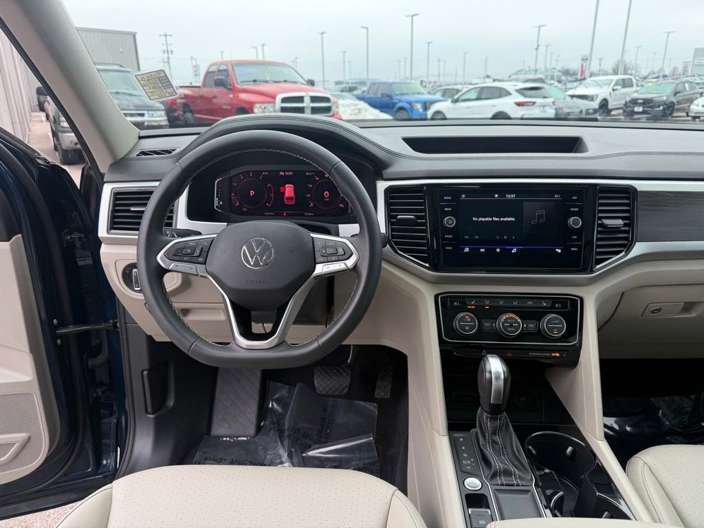 Used 2023 Volkswagen Atlas SE image 14