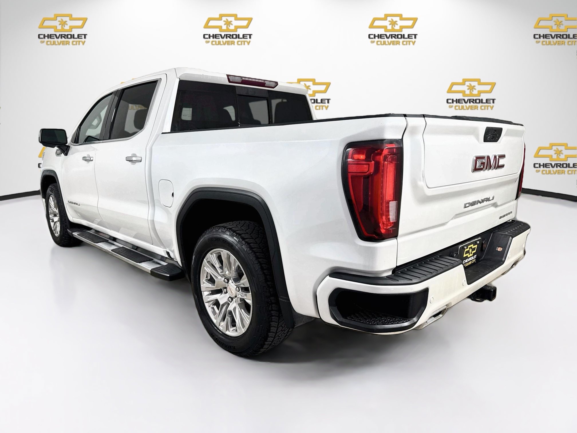 Used 2021 GMC Sierra 1500 Denali AWD/4WD image 6