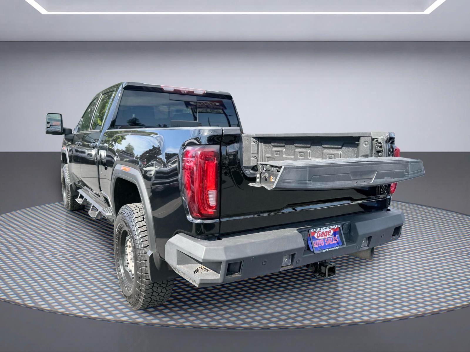 Used 2020 GMC Sierra 3500 AT4 w/ AT4 Premium Package AWD/4WD image 7