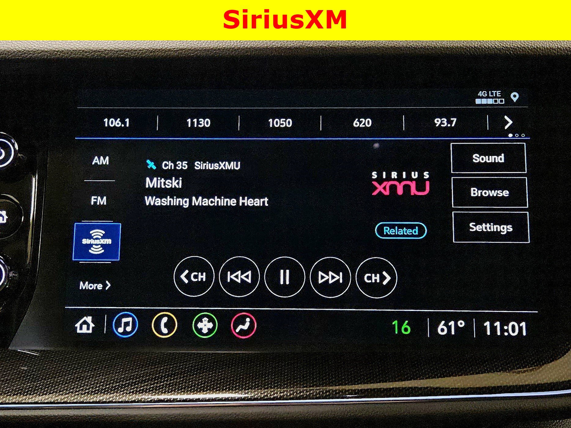 Used 2022 Buick Envision Essence w/ Sport Touring Package image 18