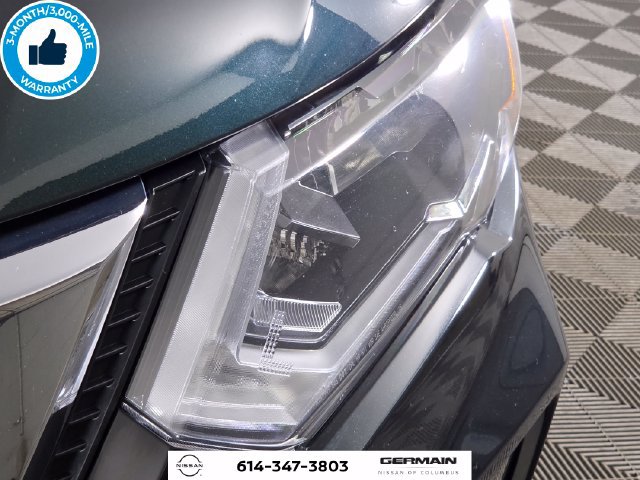 Used 2019 Nissan Rogue SV w/ Sun & Sound Touring Package AWD/4WD image 15