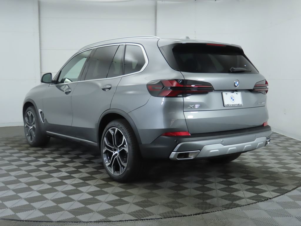 Certified 2026 BMW X5 sDrive40i image 7