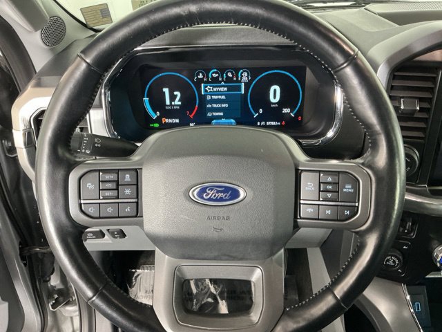 Used 2021 Ford F150 Lariat w/ Equipment Group 502A High AWD/4WD image 16