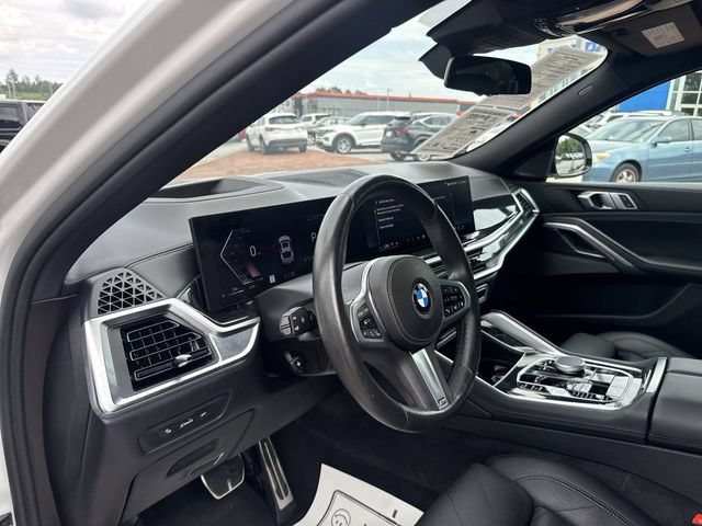 Used 2026 BMW X6 xDrive40i AWD/4WD image 11