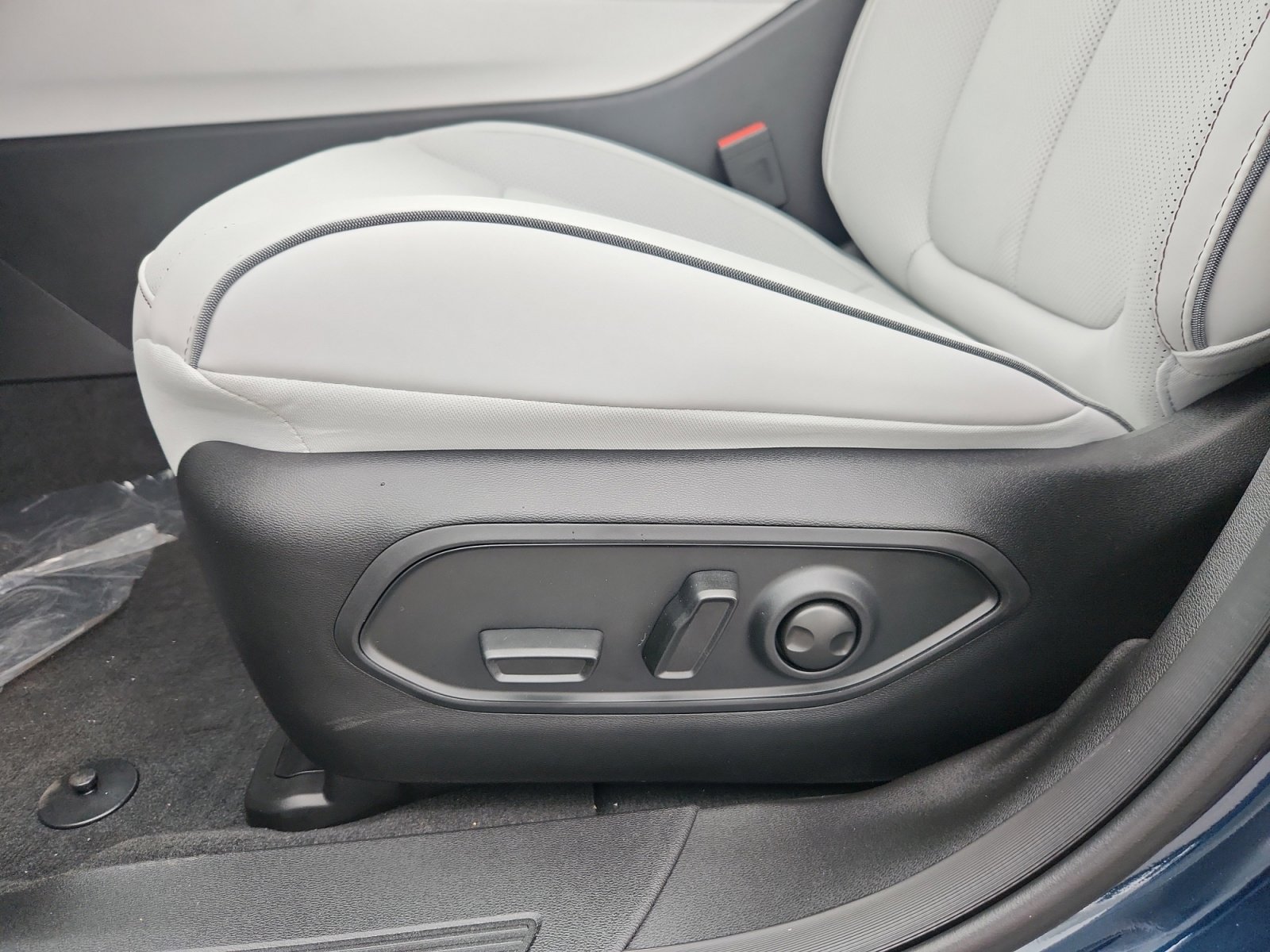 New 2025 Jeep Wagoneer S Limited w/ Comfort Package image 14