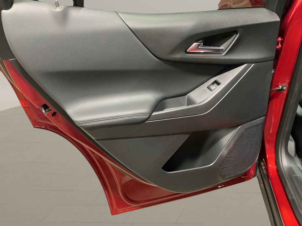 New 2026 Chevrolet Equinox LT w/ Convenience Package II image 23