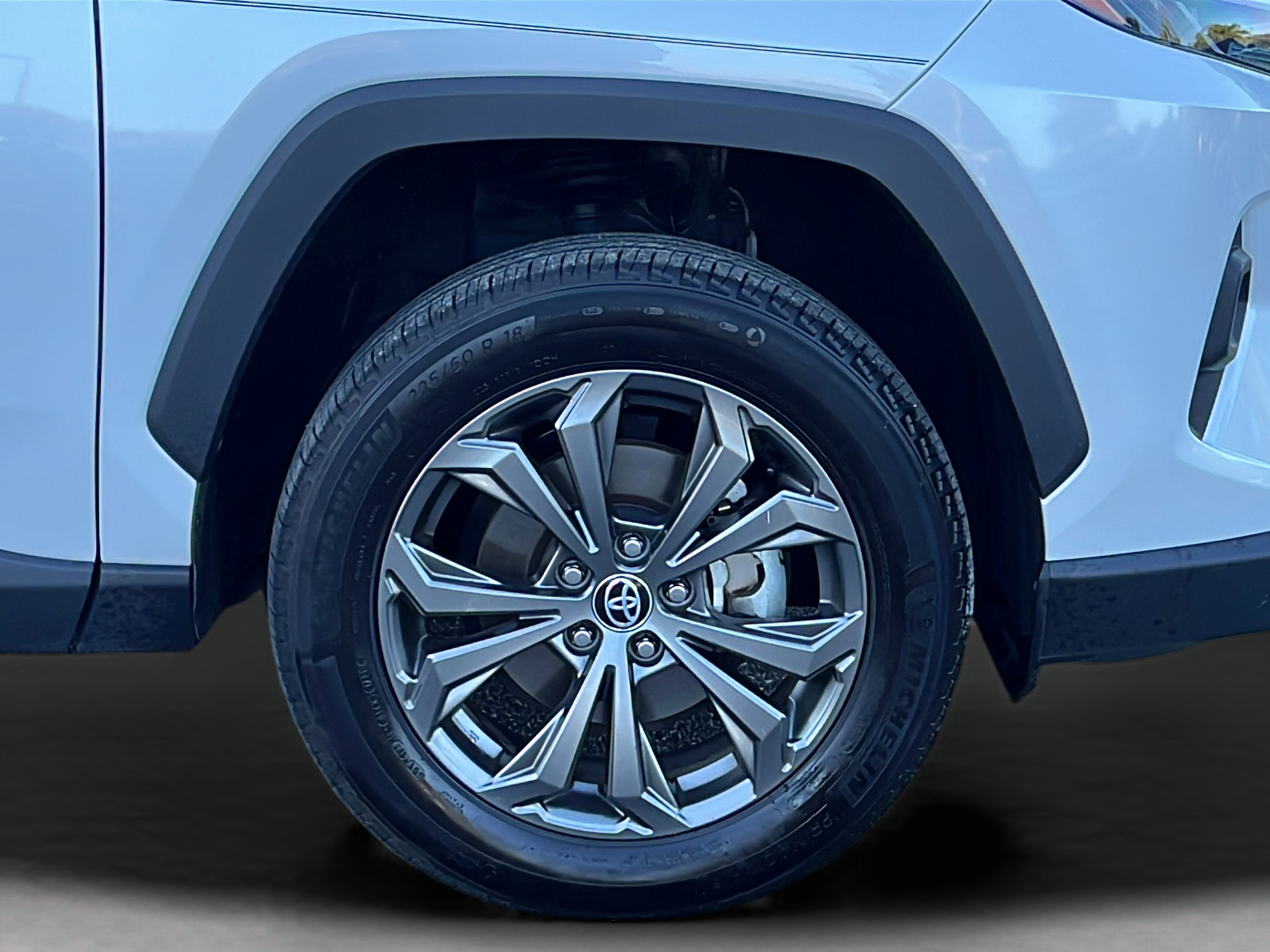 Used 2023 Toyota RAV4 Limited AWD/4WD image 25