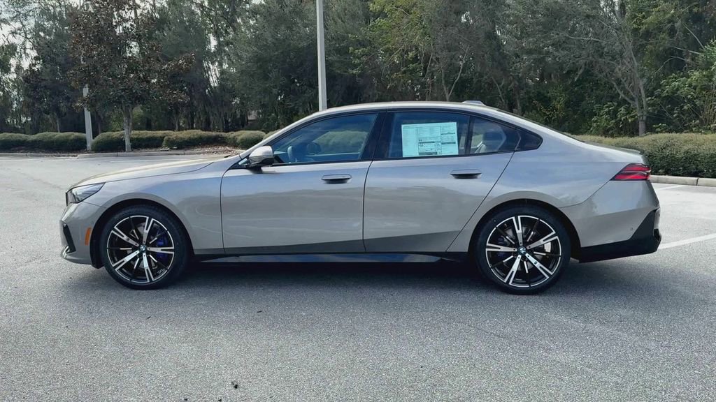 New 2026 BMW 530i w/ M Sport Package image 5