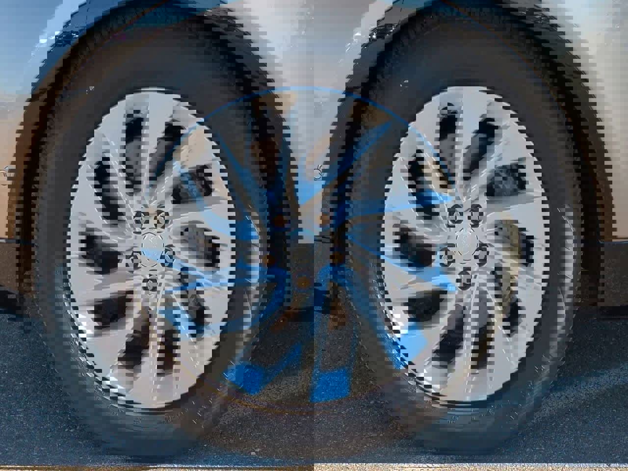 Used 2023 Land Rover Discovery S R-Dynamic image 12