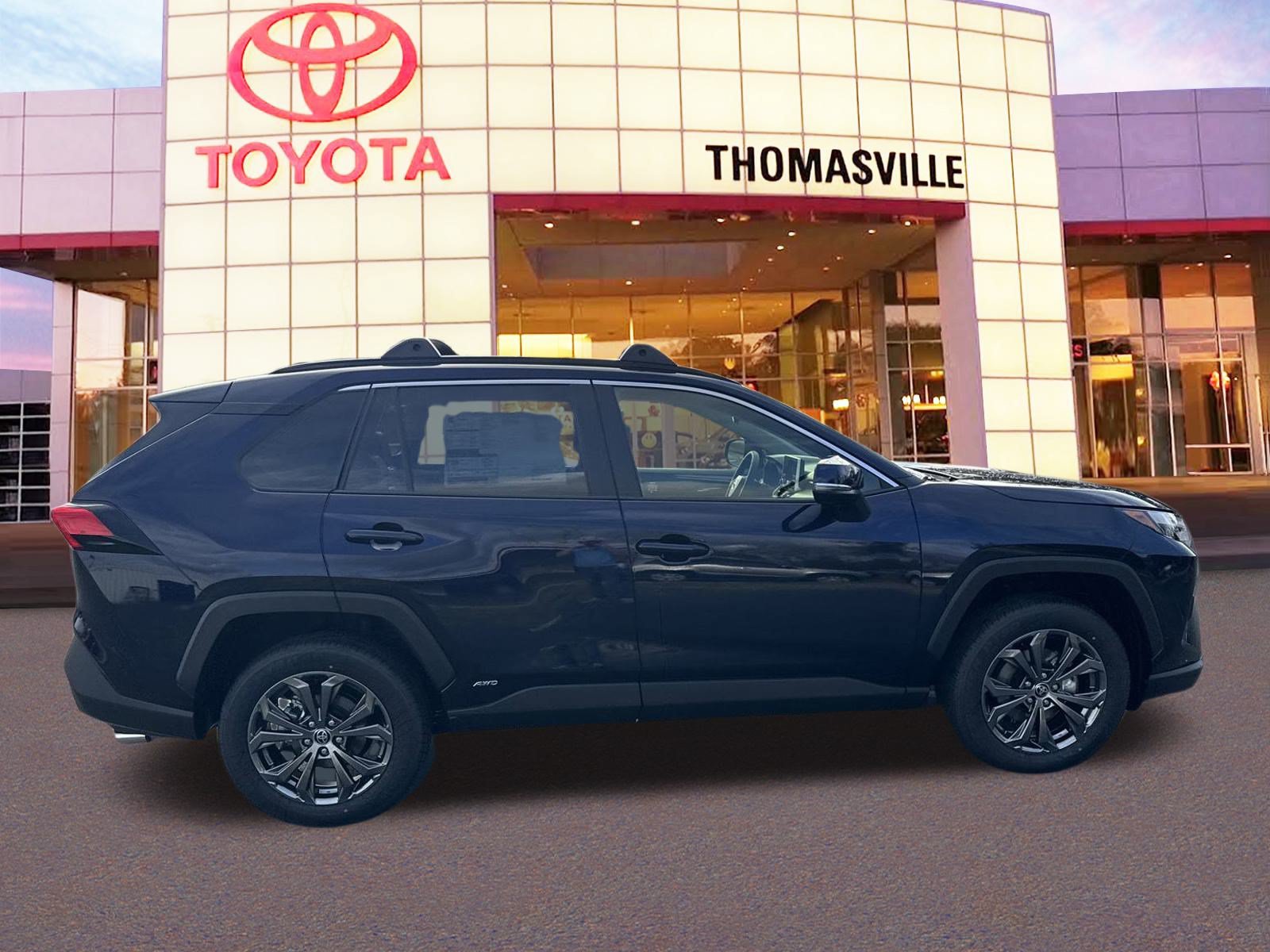 New 2025 Toyota RAV4 XLE Premium w/ Weather Package AWD/4WD image 4