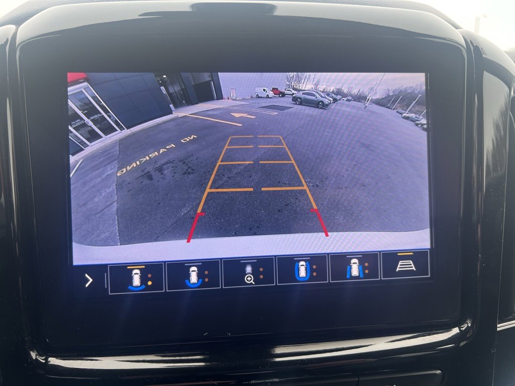 Used 2020 Chevrolet Traverse LT w/ LT Premium Package image 22