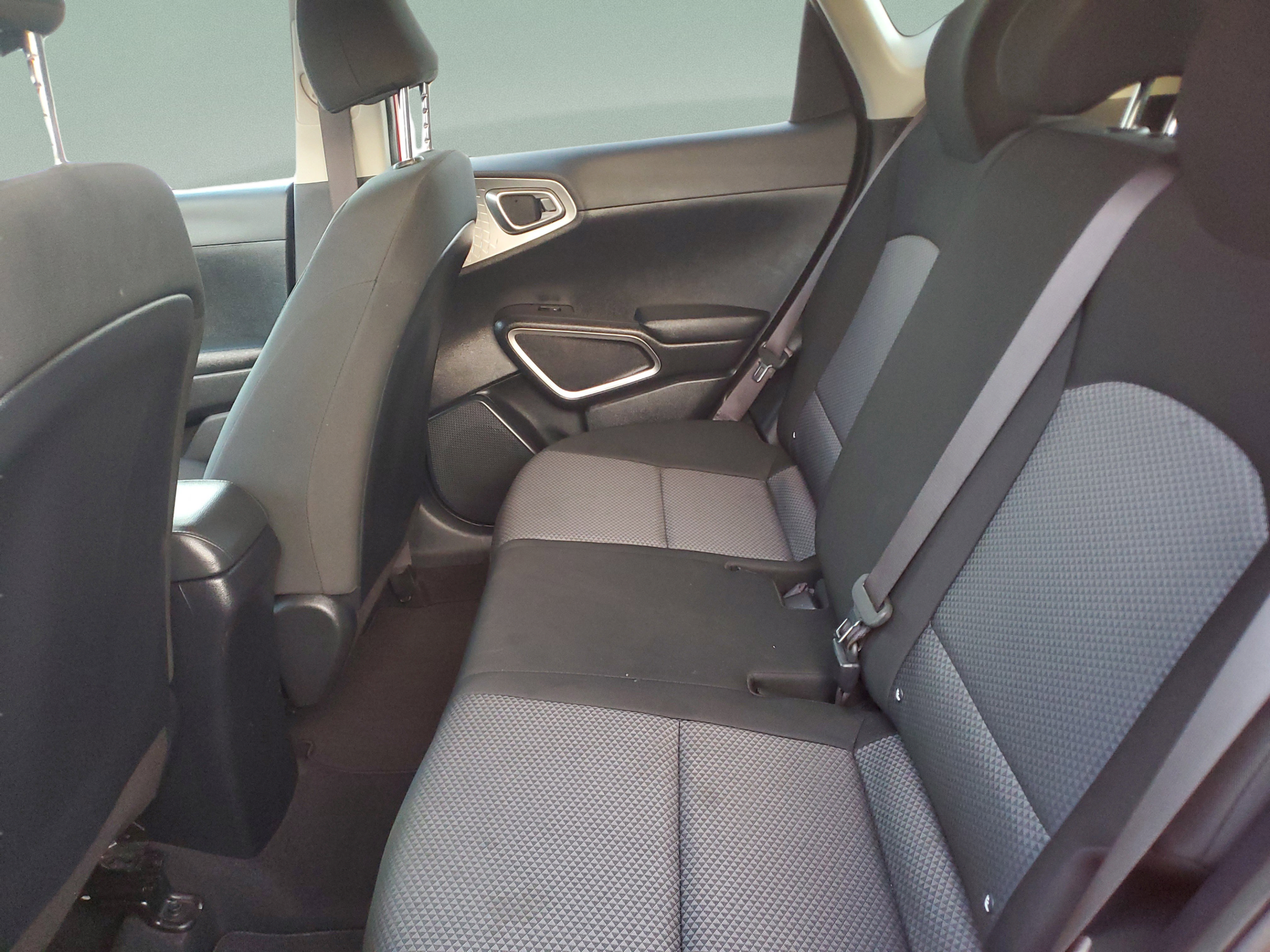 Certified 2024 Kia Soul LX w/ Option Group 015 FWD image 7