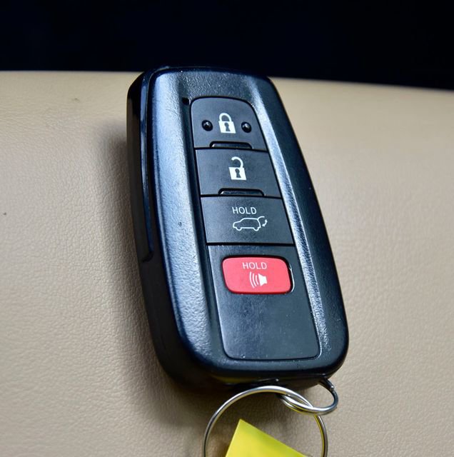 Used 2024 Toyota RAV4 XLE Premium image 26