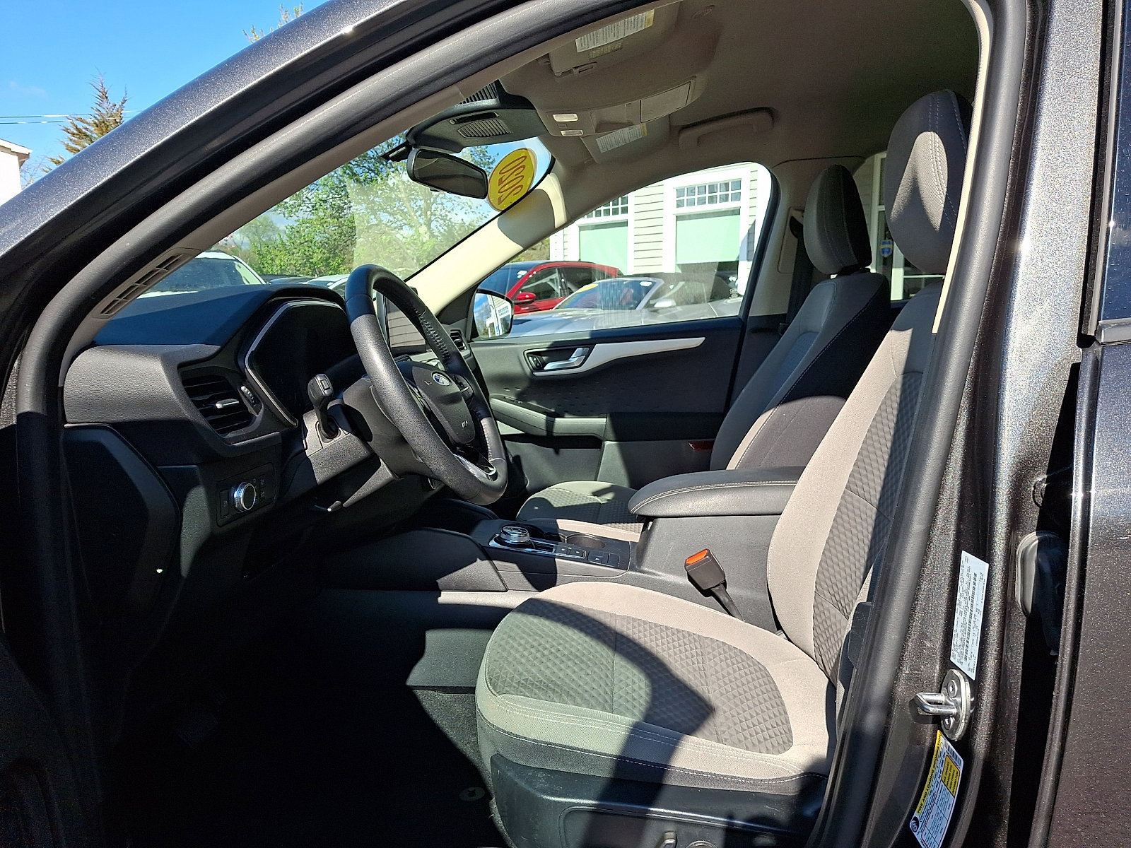 Used 2020 Ford Escape SE Sport image 14
