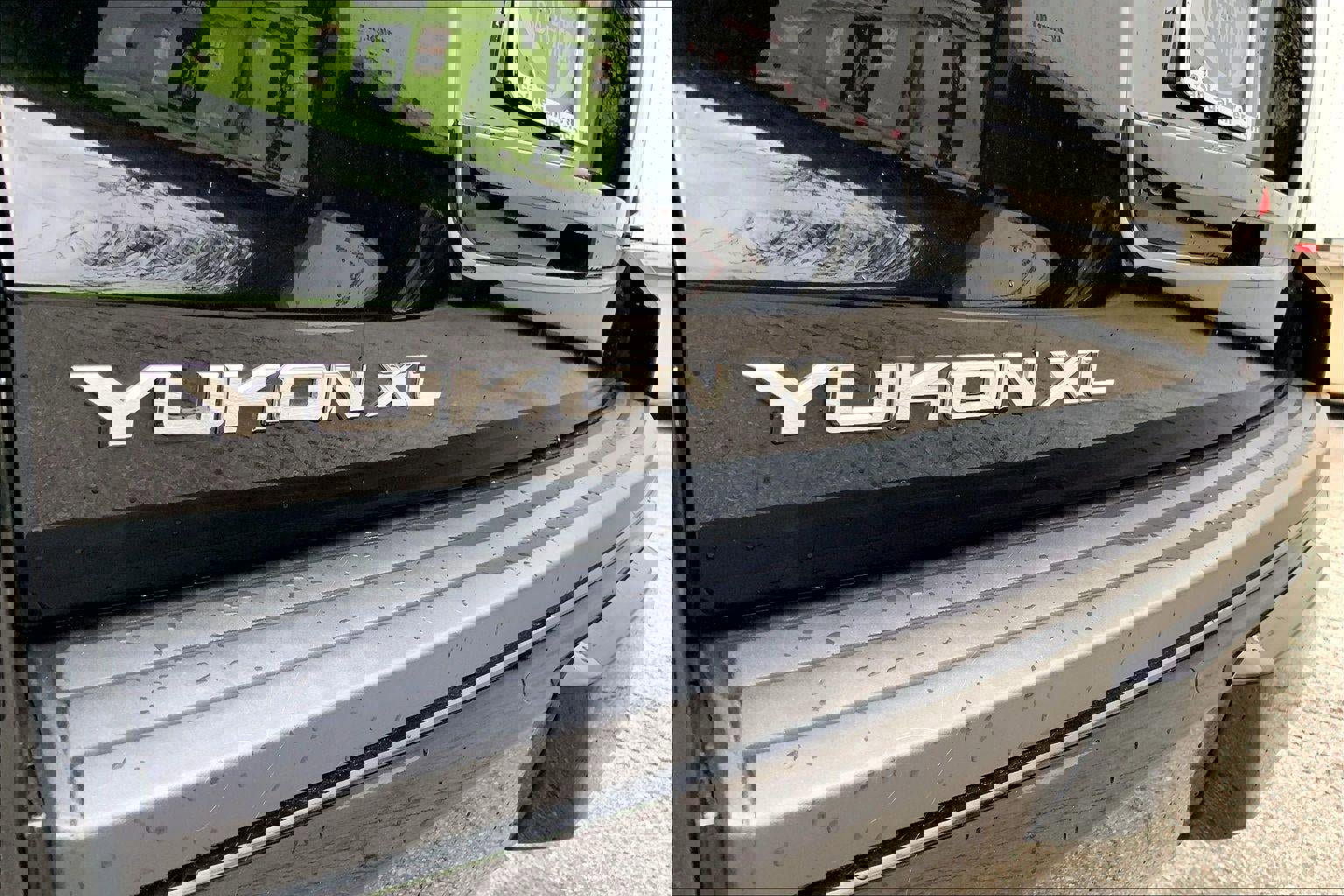 Used 2018 GMC Yukon XL SLT w/ Open Road Package AWD/4WD image 32