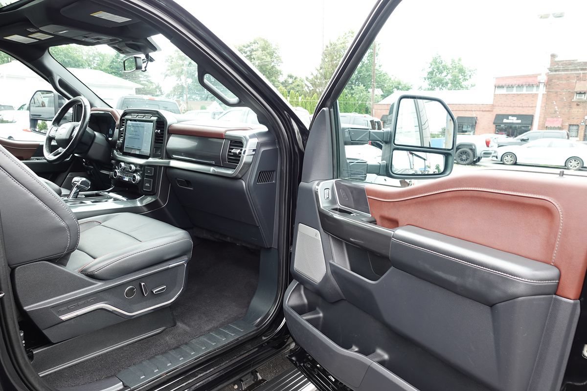 Used 2023 Ford F150 Lariat w/ Equipment Group 502A High AWD/4WD image 38