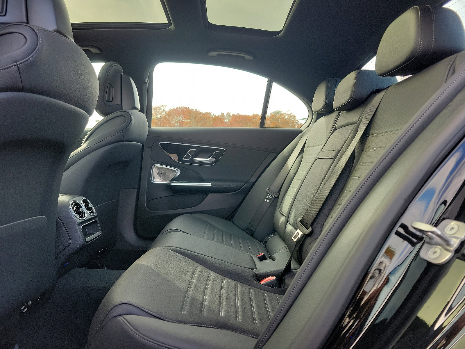 Certified 2024 Mercedes-Benz C 300 image 10