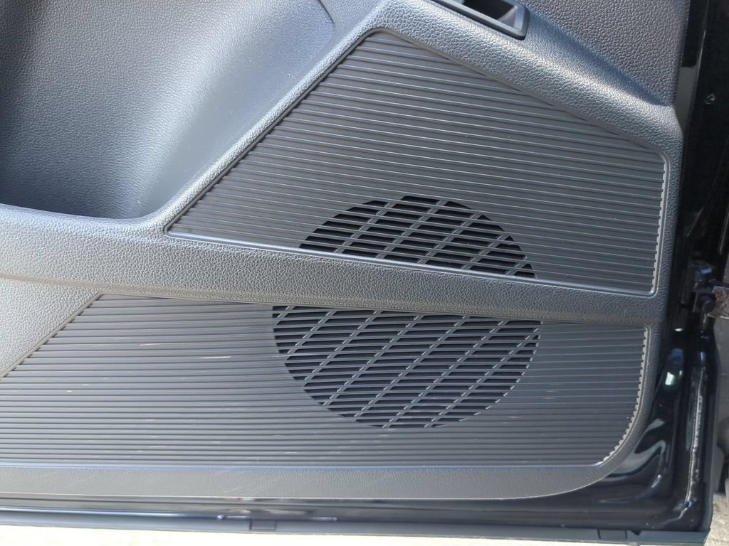 Certified 2022 Volkswagen Taos S FWD image 17