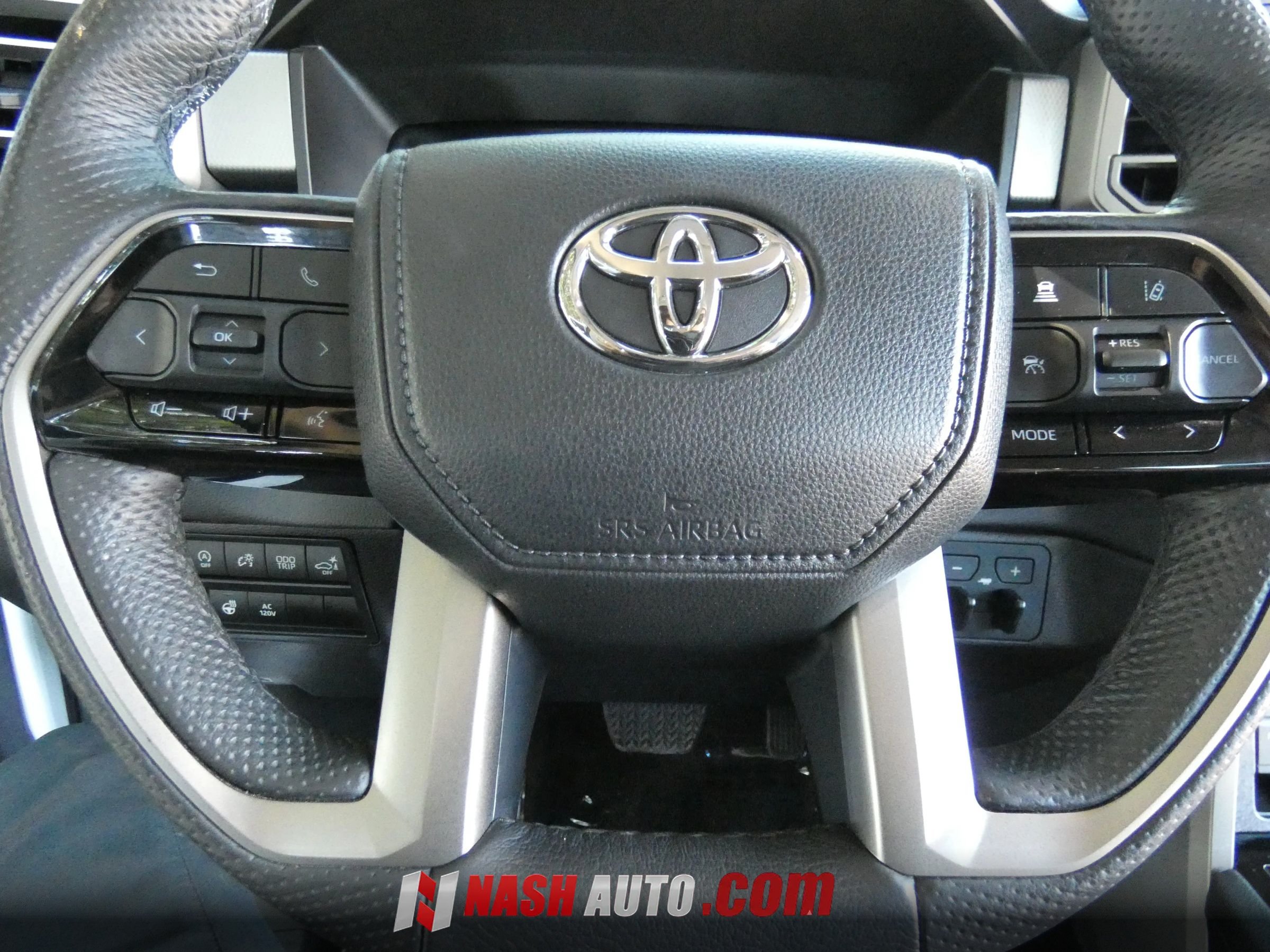 Used 2024 Toyota Tundra Limited AWD/4WD image 58