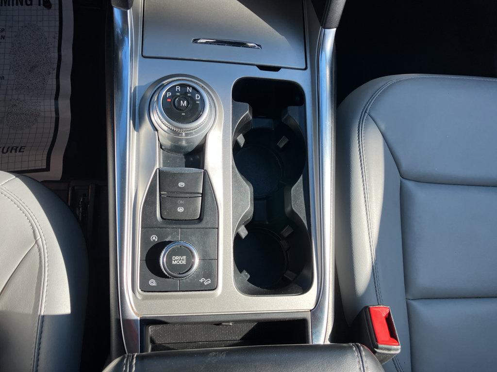 Certified 2021 Ford Explorer XLT w/ Equipment Group 202A image 20