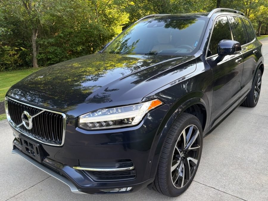 Used 2019 Volvo XC90 T6 Momentum w/ Advanced Package