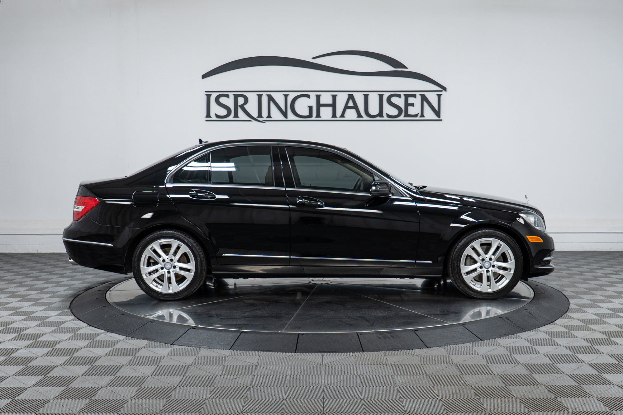 Used 2014 Mercedes-Benz C 300 4MATIC Sedan image 4