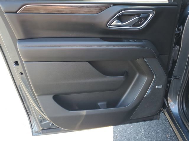 Used 2021 Chevrolet Suburban Z71 w/ Z71 Off-Road Package image 16