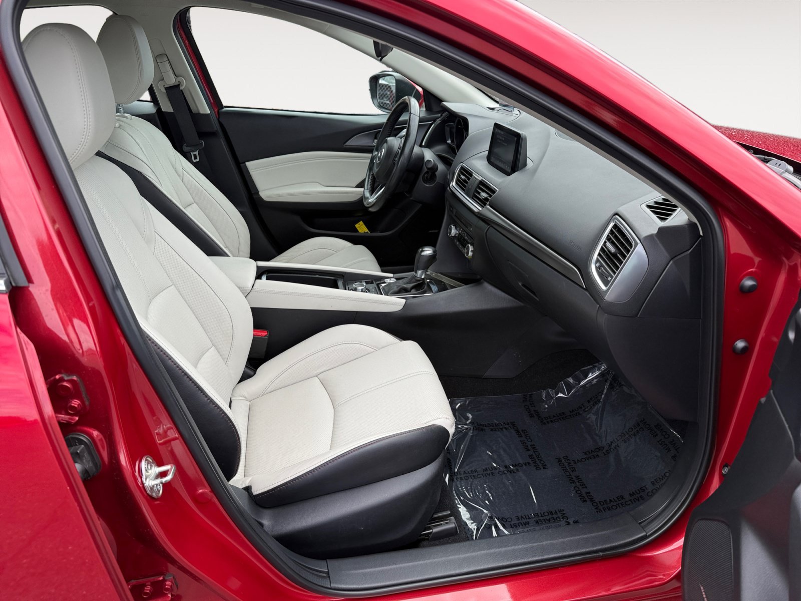 Used 2018 MAZDA MAZDA3 Grand Touring FWD image 19