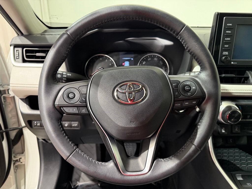 Used 2022 Toyota RAV4 XLE w/ Convenience Package AWD/4WD image 24
