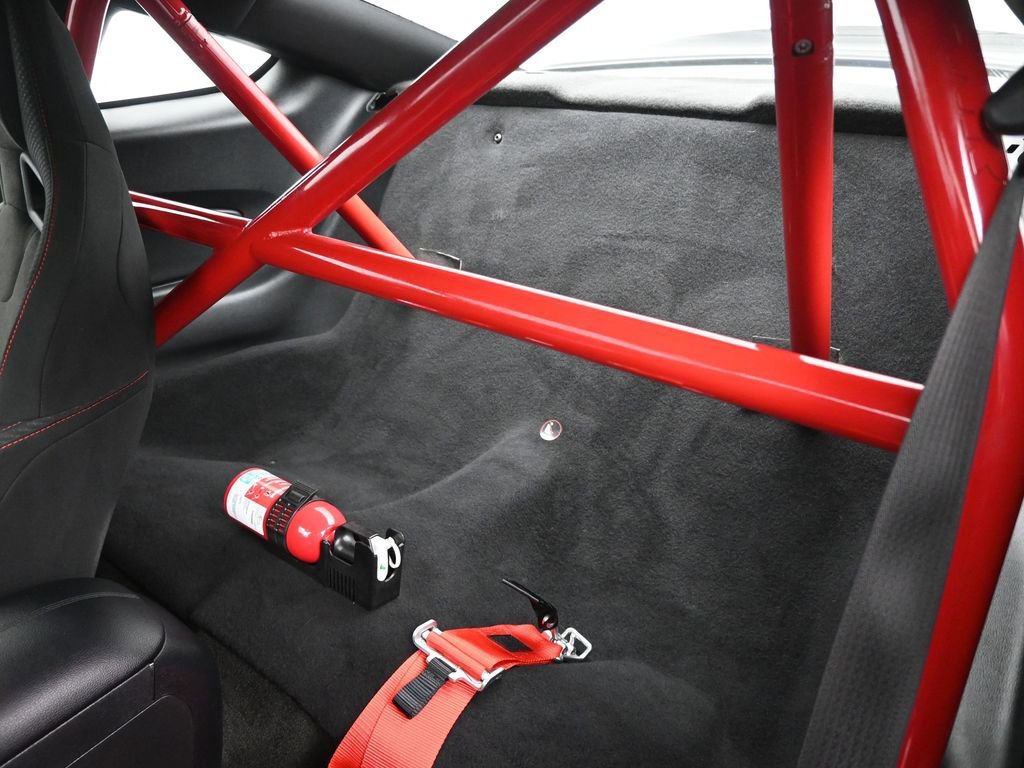 Used 2017 Ford Mustang Shelby GT350R w/ GT350R Equipment Group 920A image 17