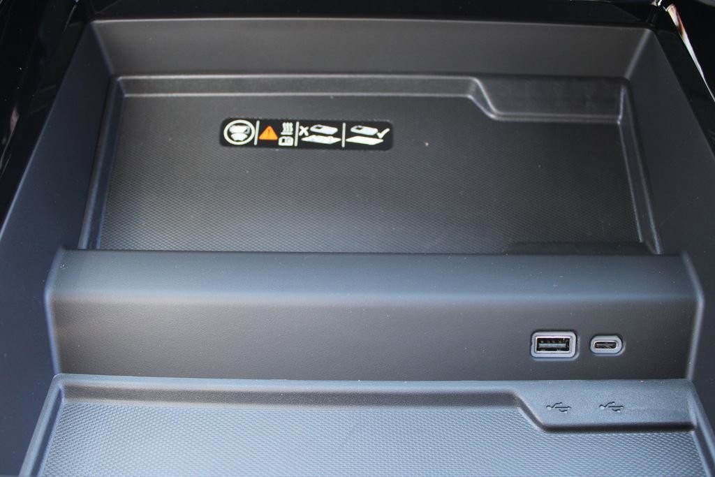 New 2026 Chevrolet Suburban RST AWD/4WD image 48