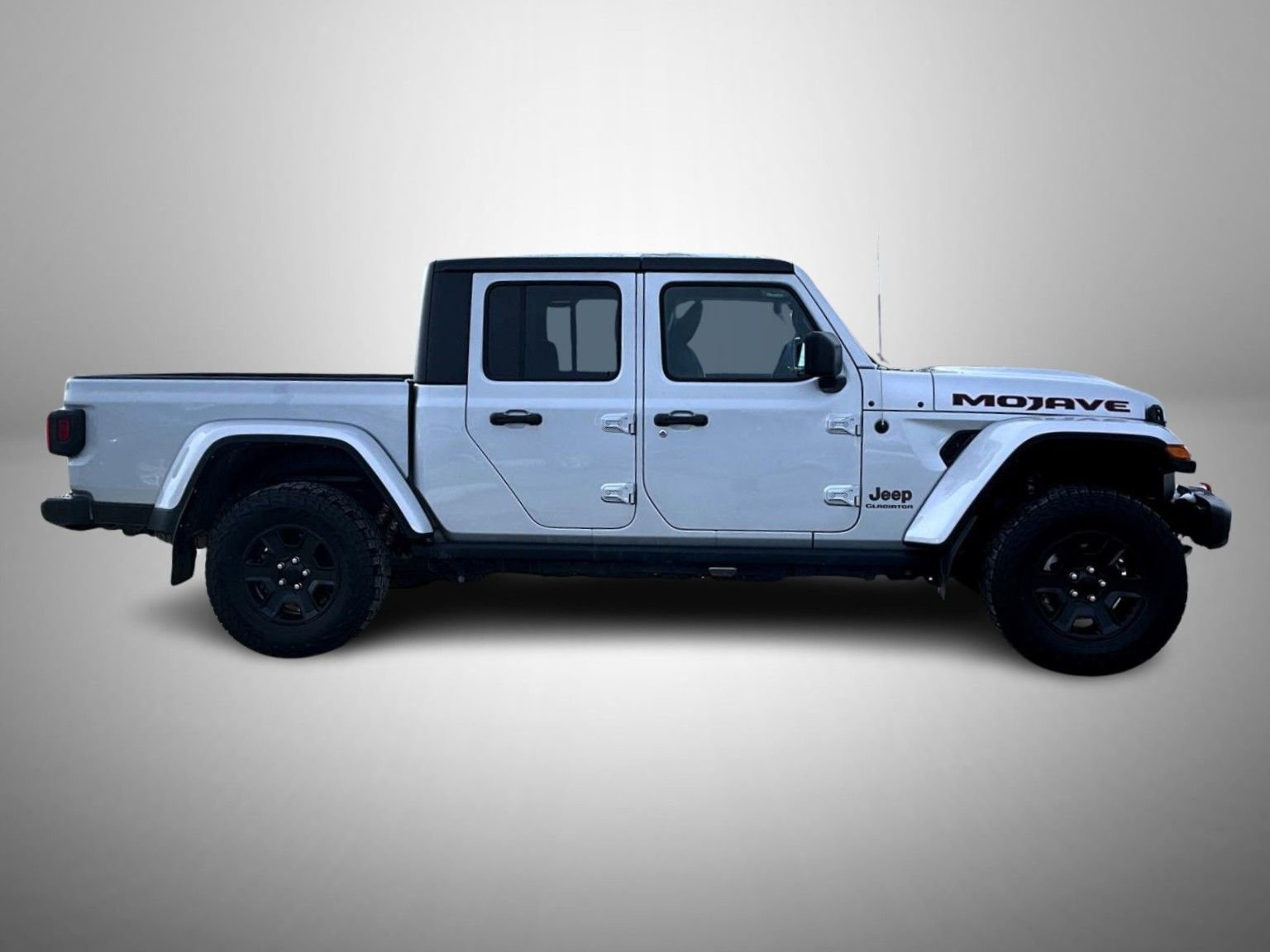 Used 2022 Jeep Gladiator Mojave w/ Cold Weather Group image 4