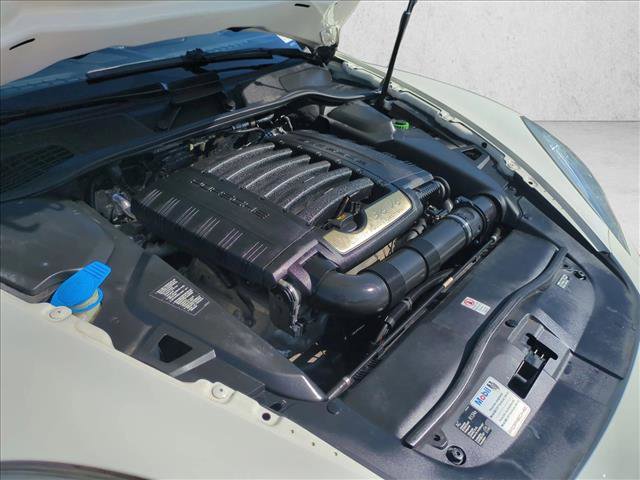 Used 2011 Porsche Cayenne AWD/4WD image 21