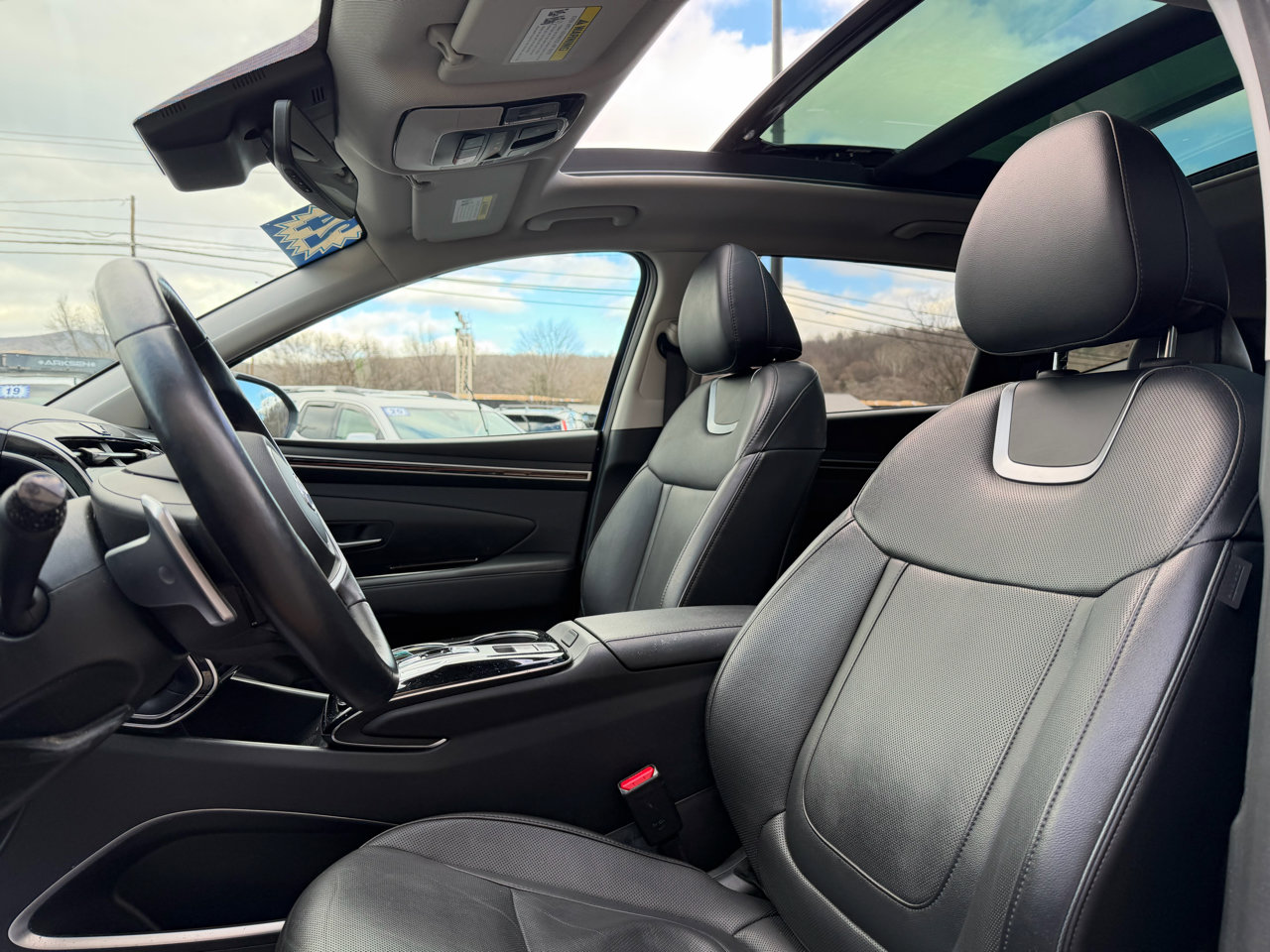 Used 2024 Hyundai Tucson Limited image 11