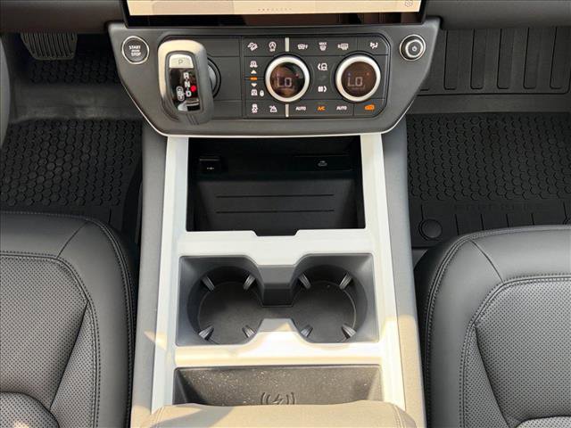 New 2026 Land Rover Defender 110 S AWD/4WD image 15