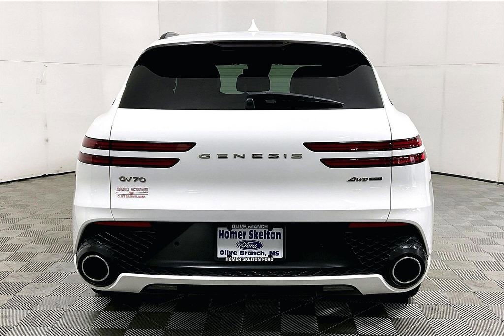 Used 2022 Genesis GV70 3.5T Sport image 4