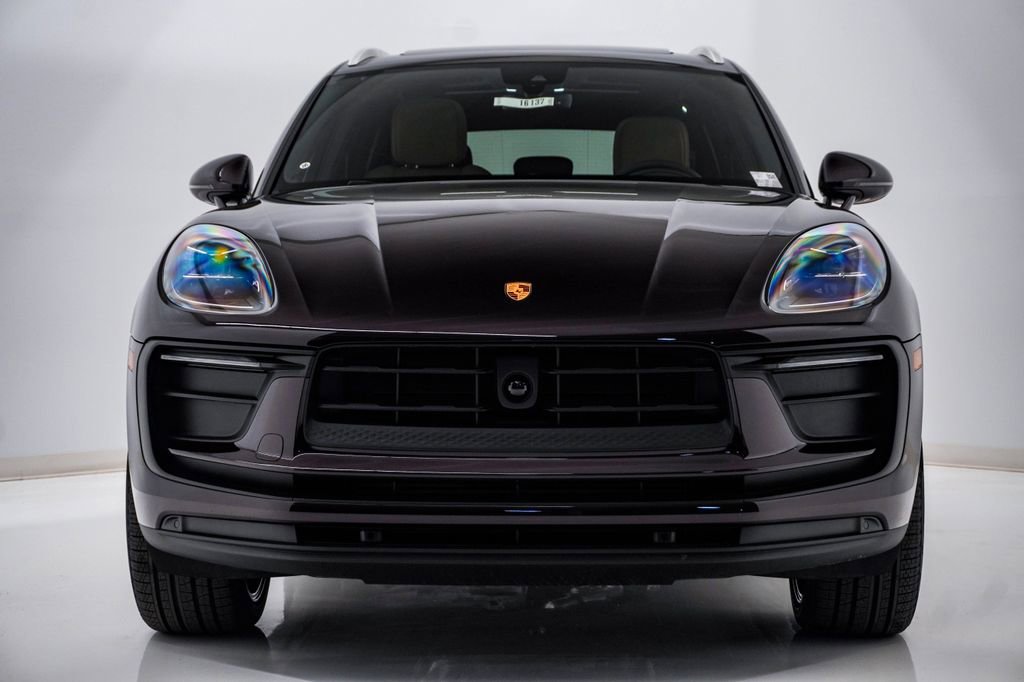 New 2026 Porsche Macan AWD/4WD image 6