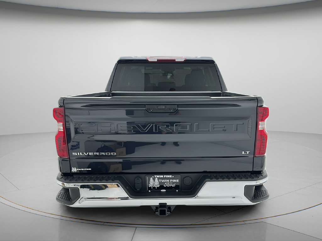Used 2024 Chevrolet Silverado 1500 LT AWD/4WD image 6