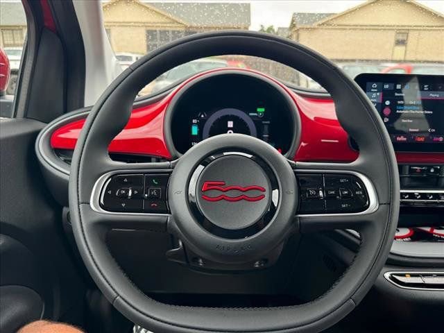 Used 2024 FIAT 500 e (RED) image 26