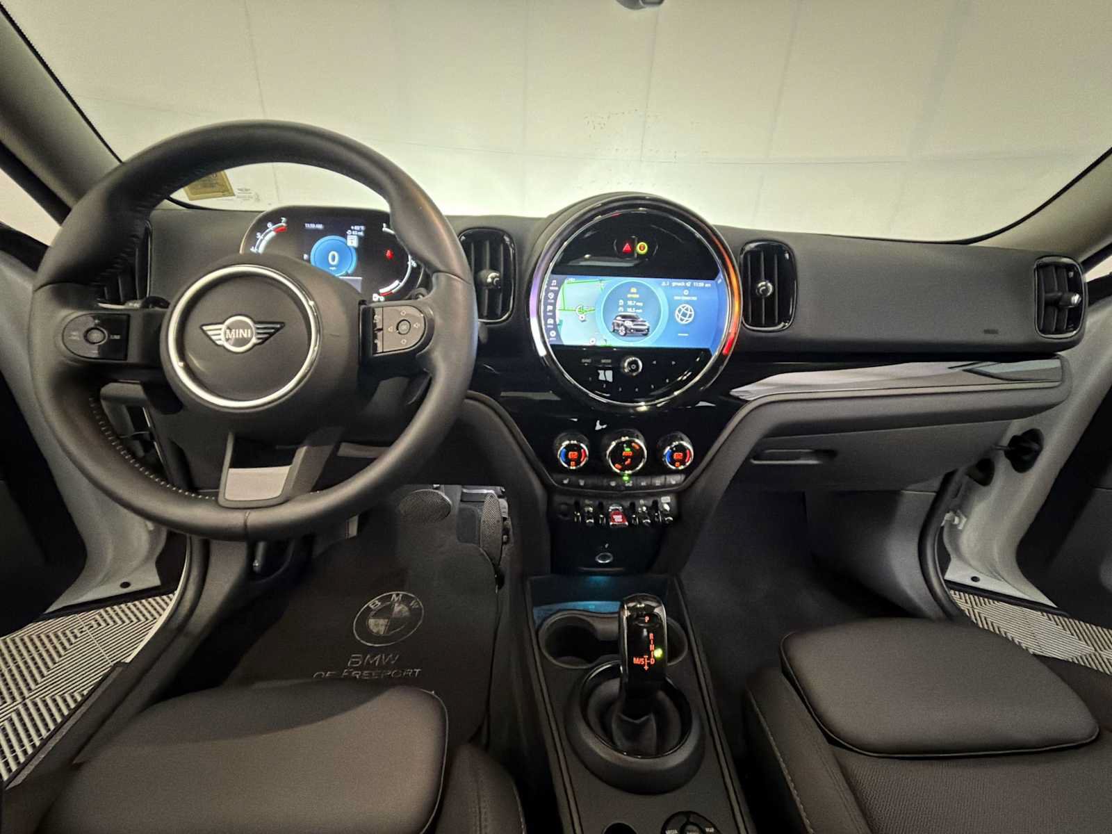 Used 2024 MINI Cooper Countryman S w/ Premium Package AWD/4WD image 12